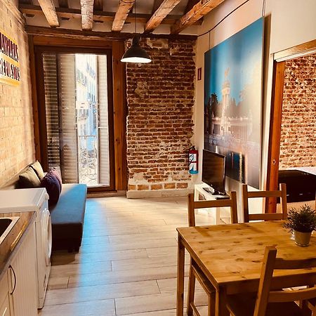 Gran Via Apartamentos De Temporada Madrid Eksteriør bilde