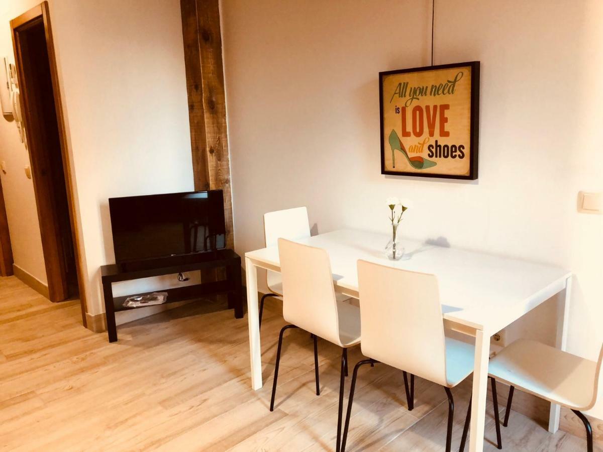 Gran Via Apartamentos De Temporada Madrid Eksteriør bilde