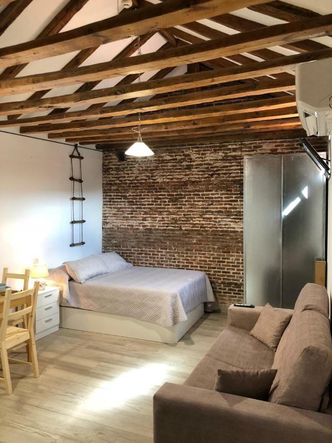 Gran Via Apartamentos De Temporada Madrid Eksteriør bilde